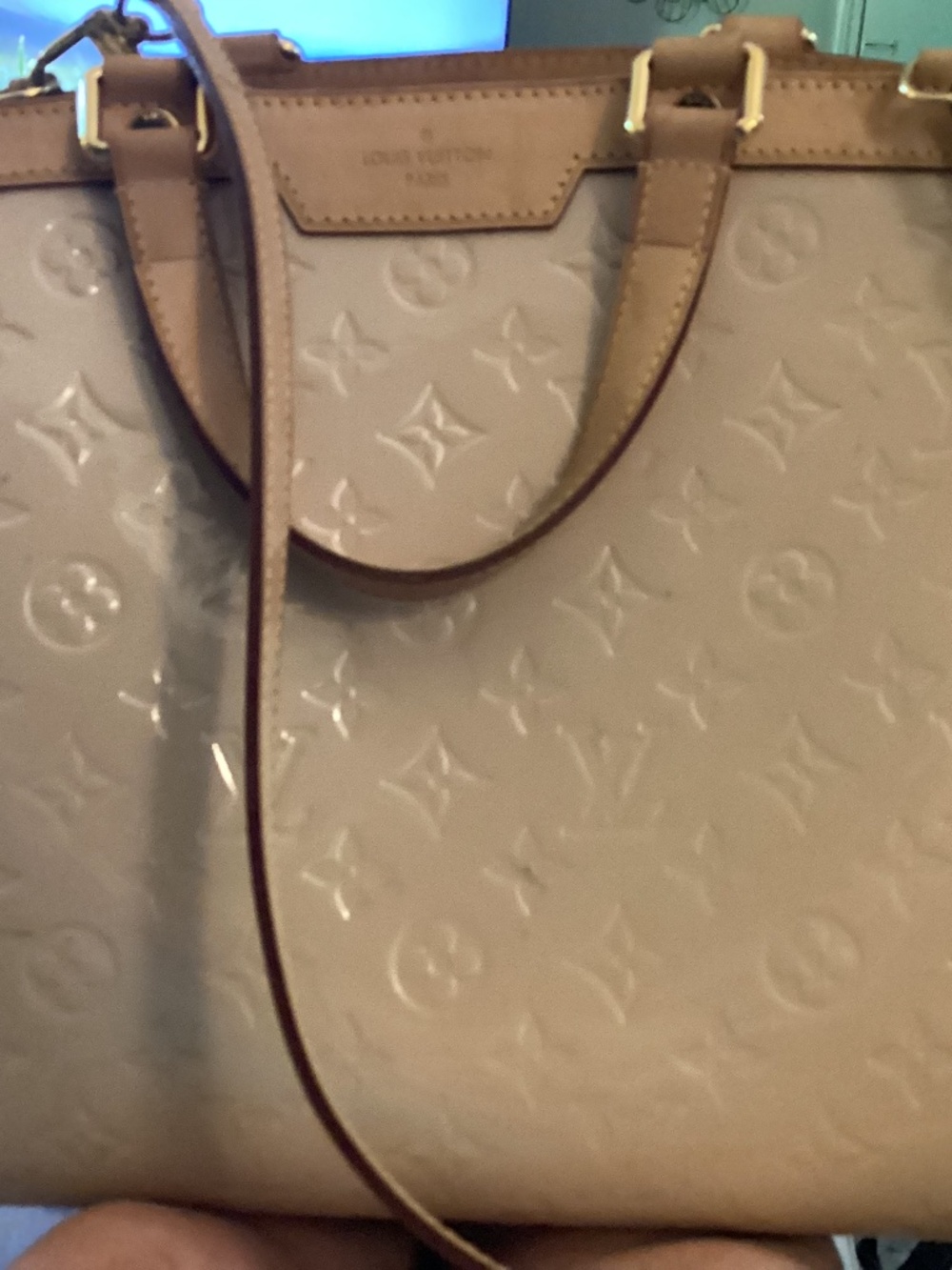 Louis Vuitton BREA patent leather purse bag